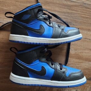 Boys 10C Nike Air Jordans